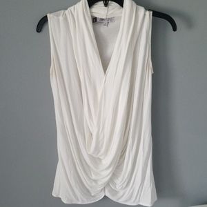 Jennifer Lopez White Sleeveless Shirt.